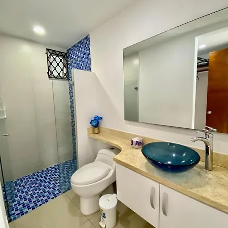 Apartamento Apartamento 2al-1 Frente A La Playa Con Aire Acondicionado Y Wifi Cartagena