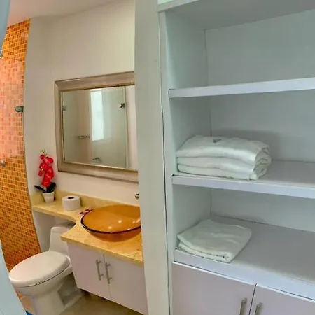 Apartamento 2al-1 Frente A La Playa Con Aire Acondicionado Y Wifi Apartamento *